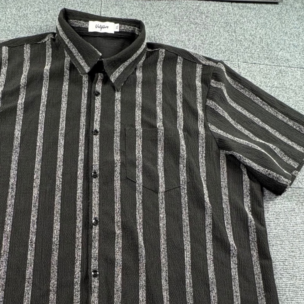 Vatpave Mens XL Black Vertical Stripe Short Sleeve Button Down Shirt Textured